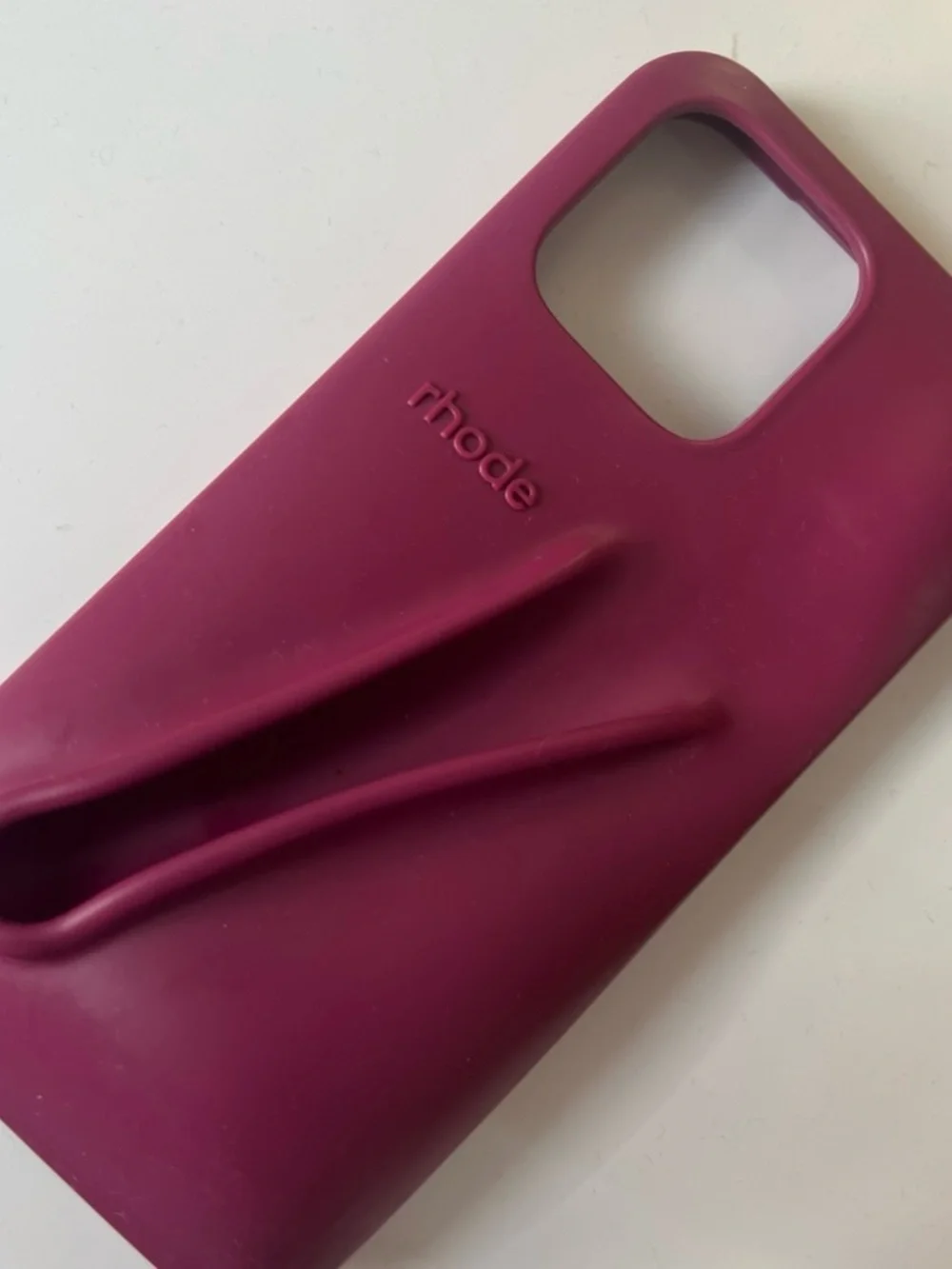 Burgundy rhode iPhone 16 pro max phone case